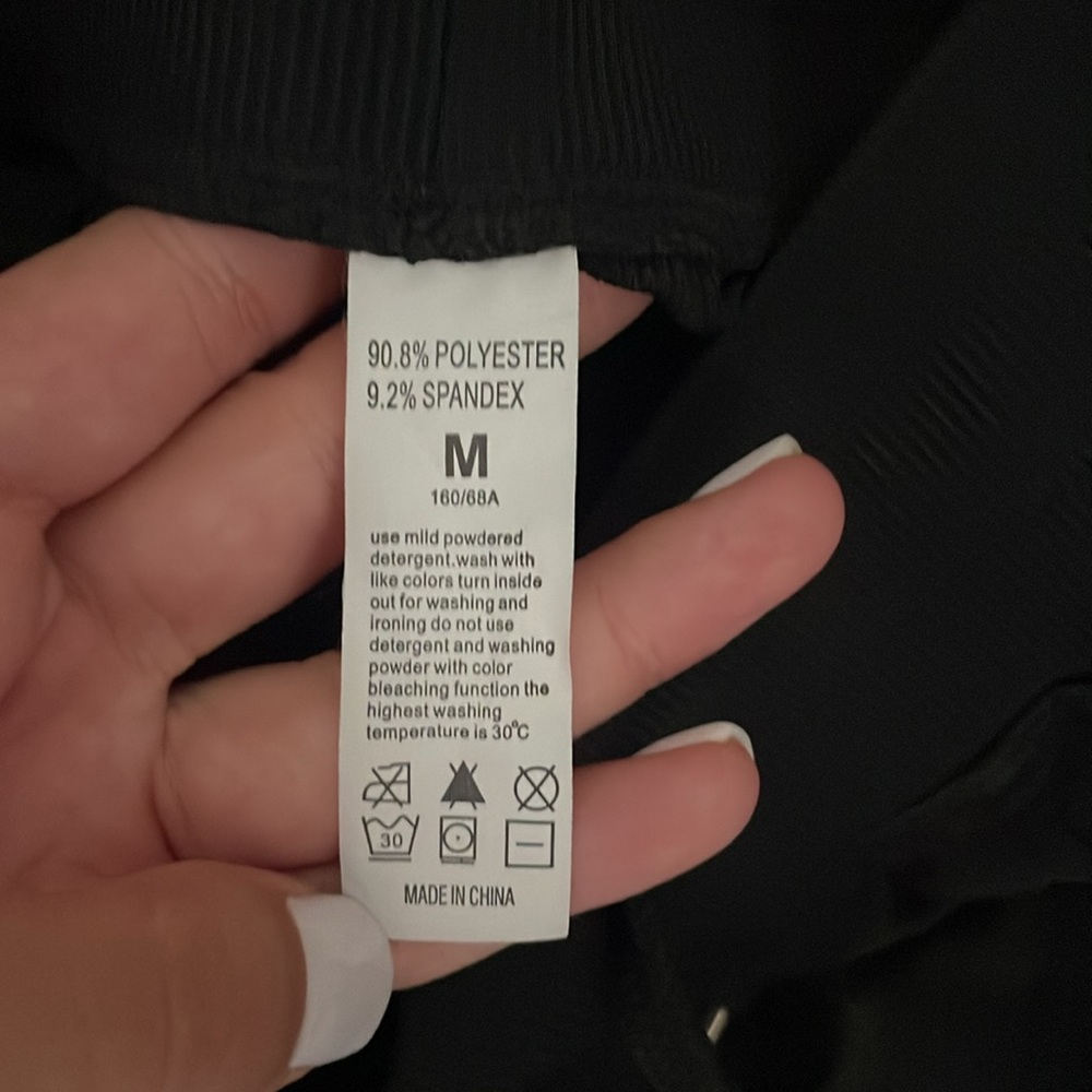 Never Worn. - image 2